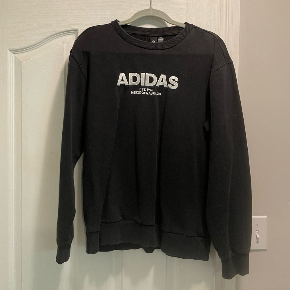 Crew neck sweater
